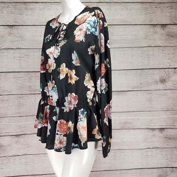 NEW Chelsea & Theodore M Lace up Front Floral Blouse Top Long sleeves $88 - Picture 5 of 12